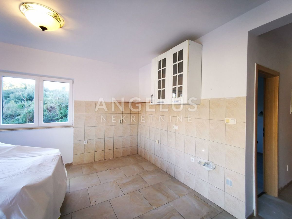 Šolta, Maslinica - dupleks stanovanje, terasa, pogled na morje, PRODAJA