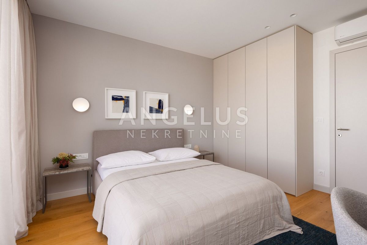 Šolta - novozgrajena vila z bazenom v osrčju otoka, PRODAJA