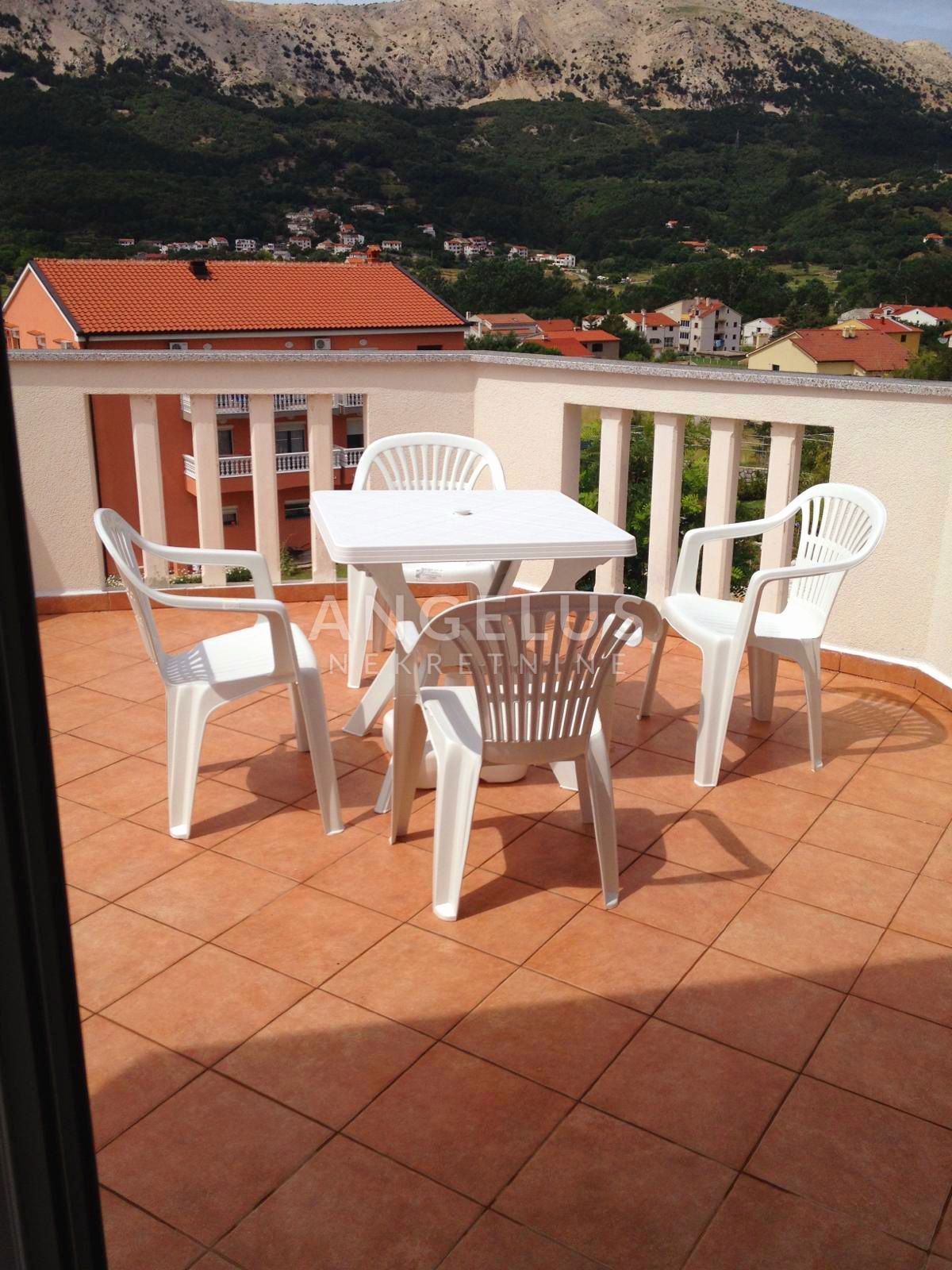 Hiša Baška, 400m2