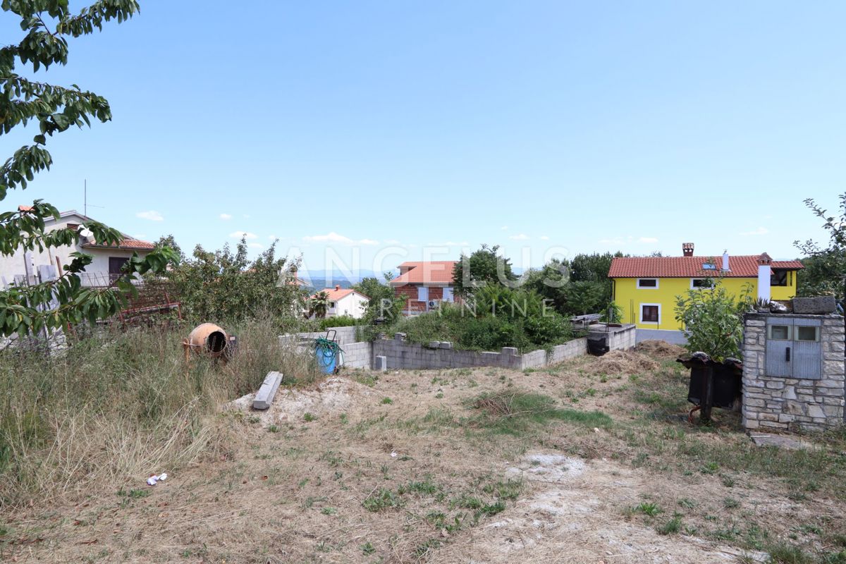 Zemljišče Foškići, Pazin, 599m2