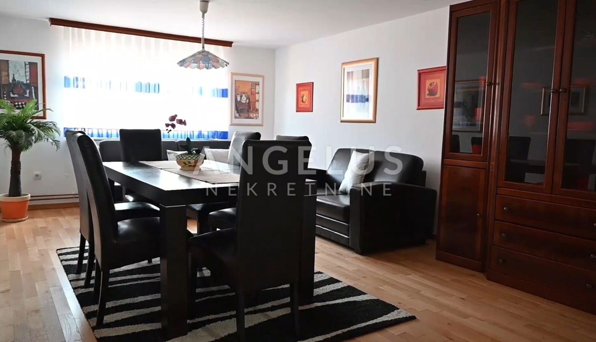 Hiša Gornji Hrastovac, Majur, 620m2