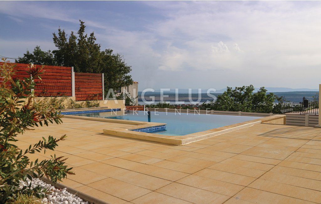 Hiša Crikvenica, 238m2