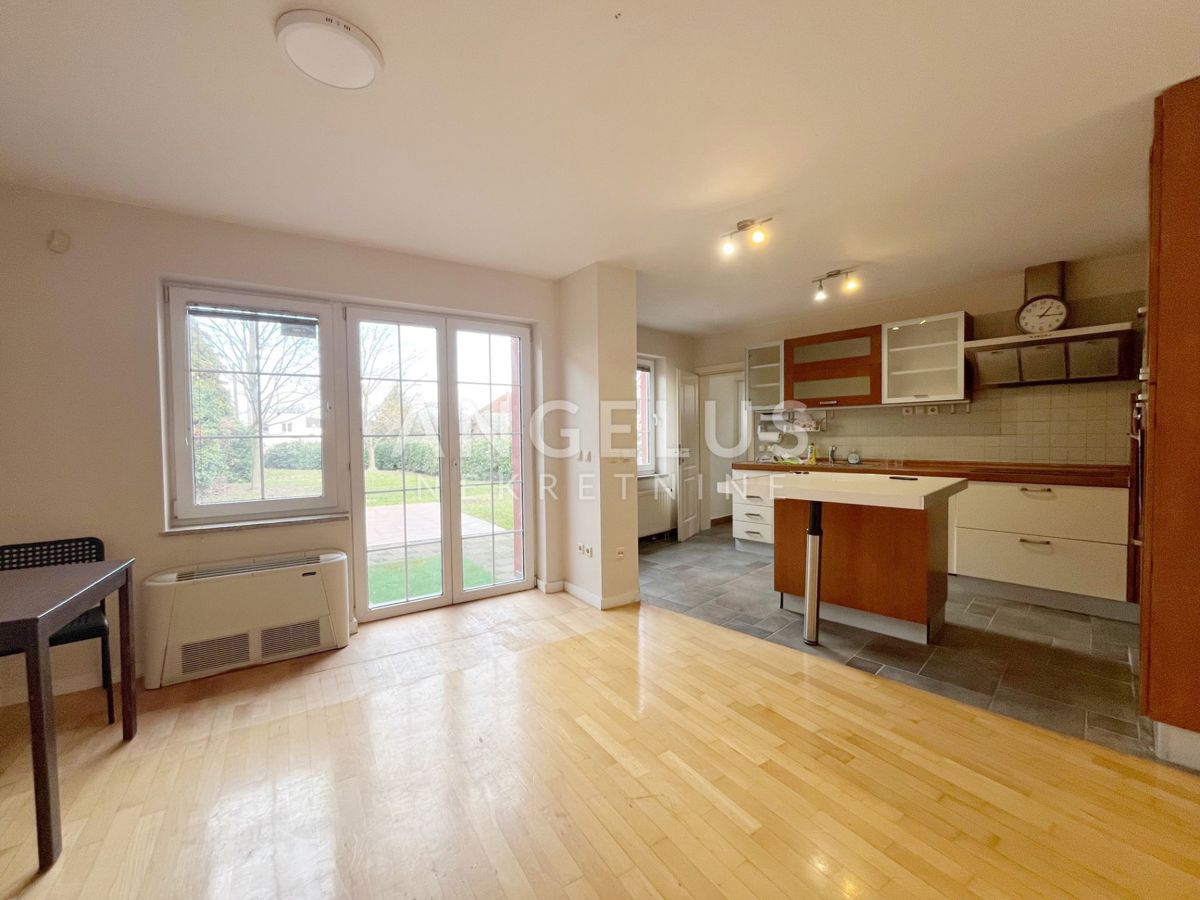 Hiša Gornji Bukovac, Maksimir, 320m2