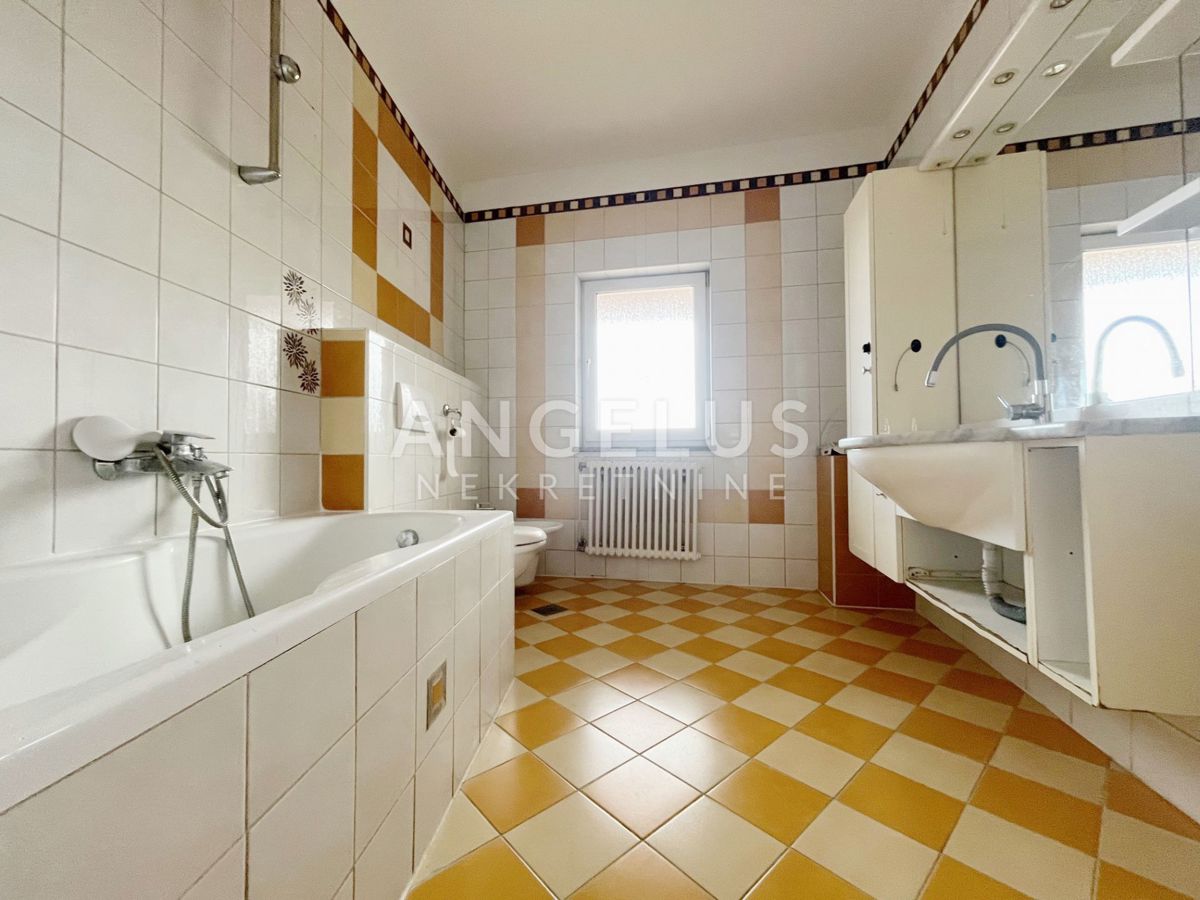 Hiša Gornji Bukovac, Maksimir, 320m2