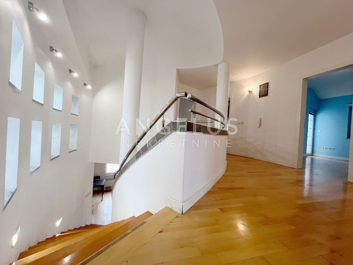 Hiša Gornji Bukovac, Maksimir, 320m2