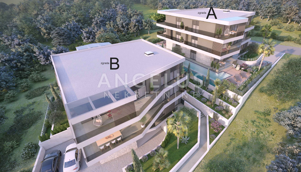Istra, Pješćana uvala - trosobno stanovanje 112m2 z dvoriščem
