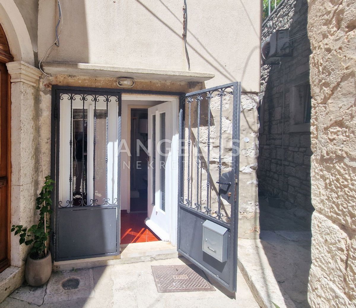 Hrvaška, Korčula, garsonjera v centru Korčule - 18 m2