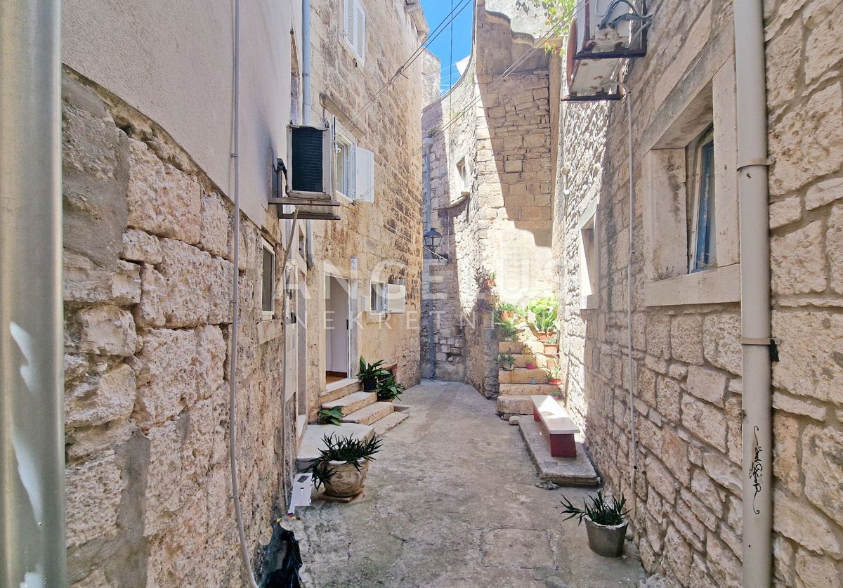Hrvaška, Korčula, garsonjera v centru Korčule - 18 m2