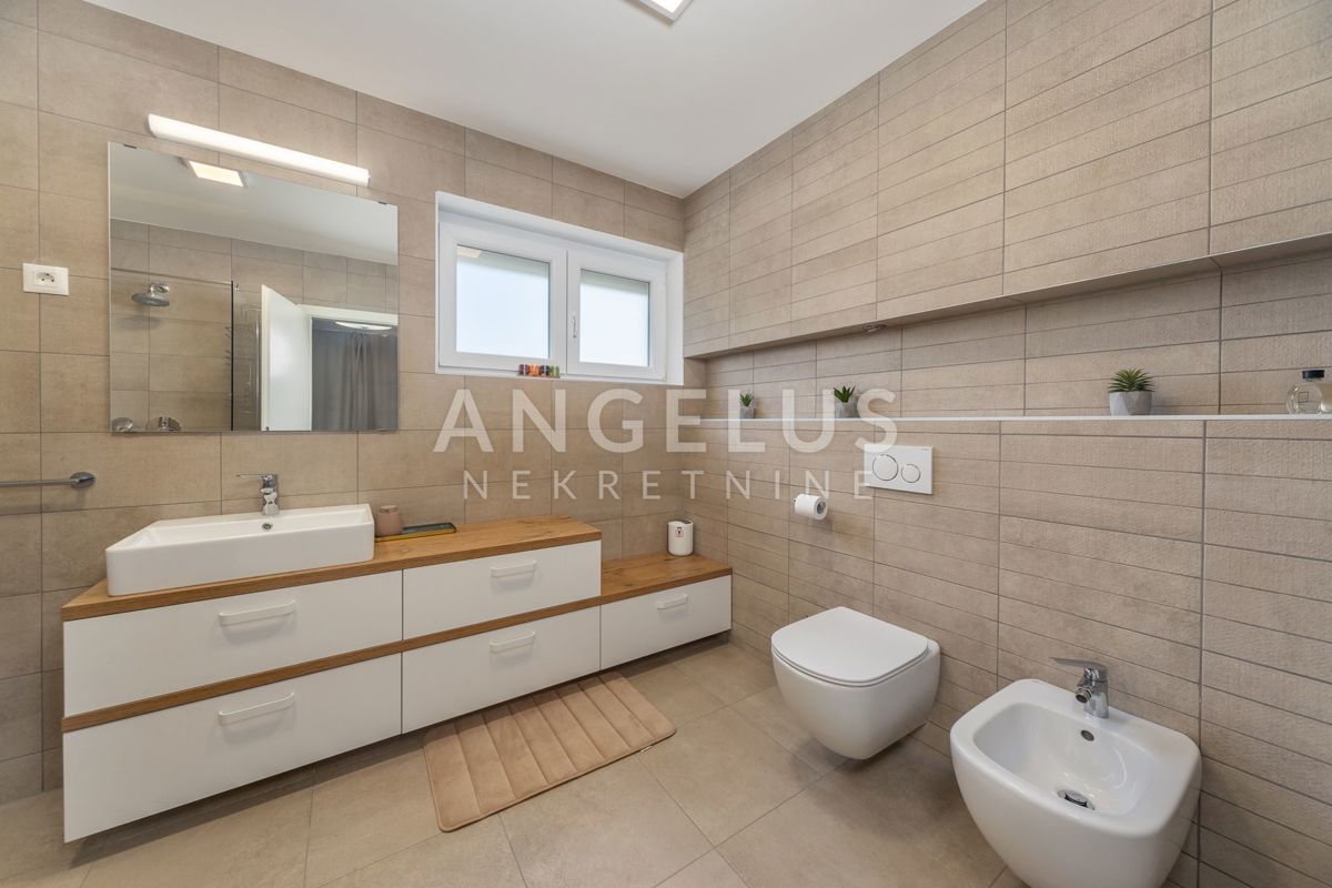 Hiša Mihatovići, Poreč, 210m2