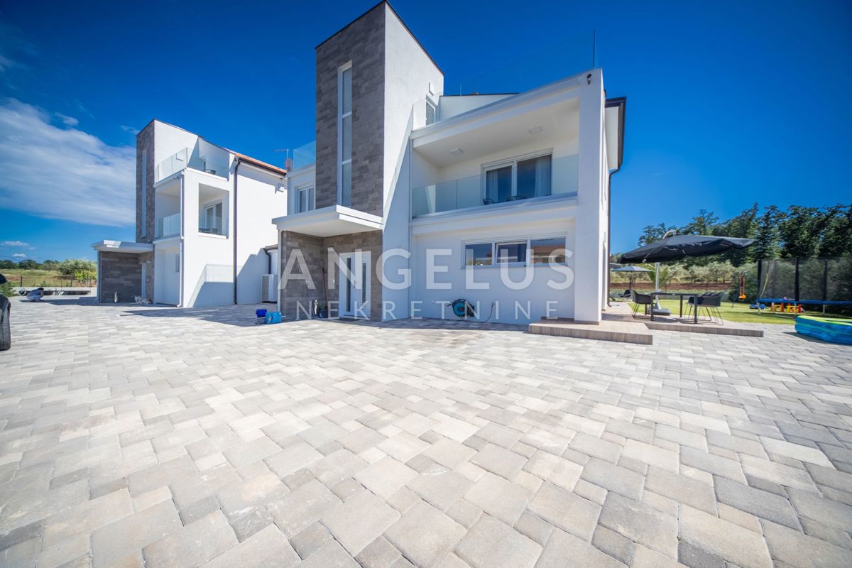 Hiša Mihatovići, Poreč, 210m2