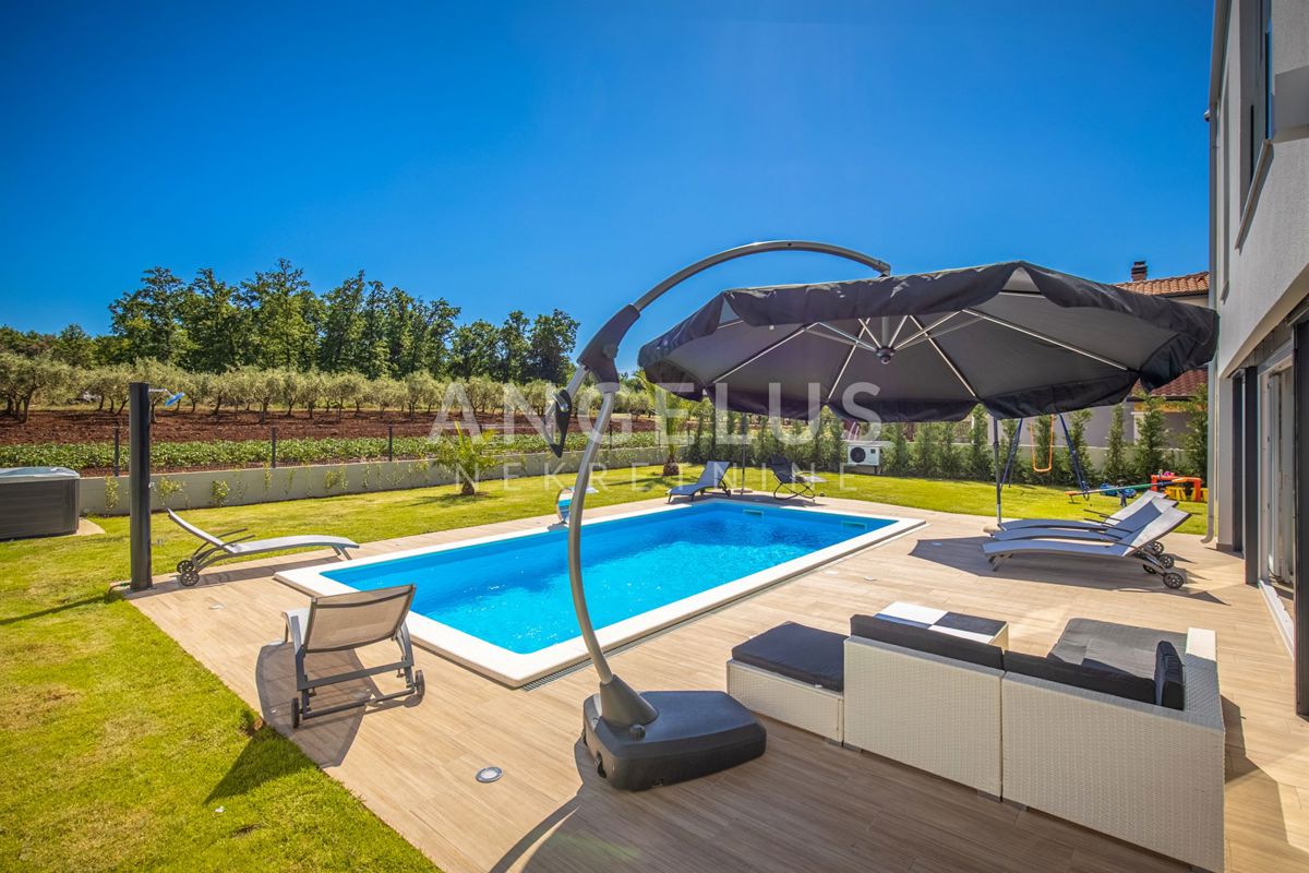 Hiša Mihatovići, Poreč, 210m2