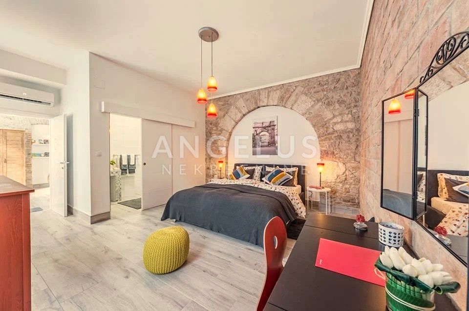 Istra, Pula - stanovanje v centru, 60m2, naprodaj!