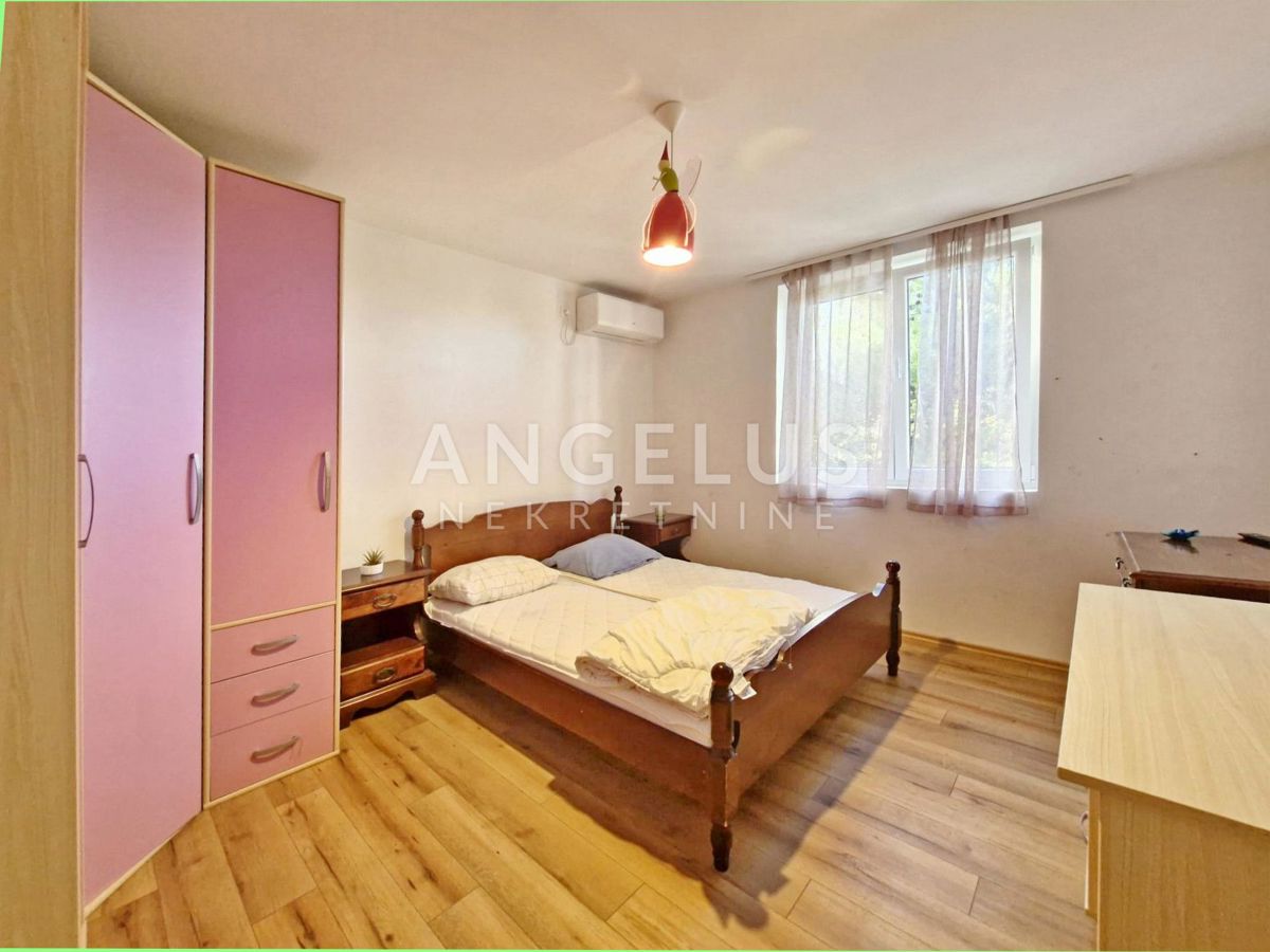 Hrvaška, Dubrovnik, Boninovo - Štirisobno družinsko stanovanje, 109 m2