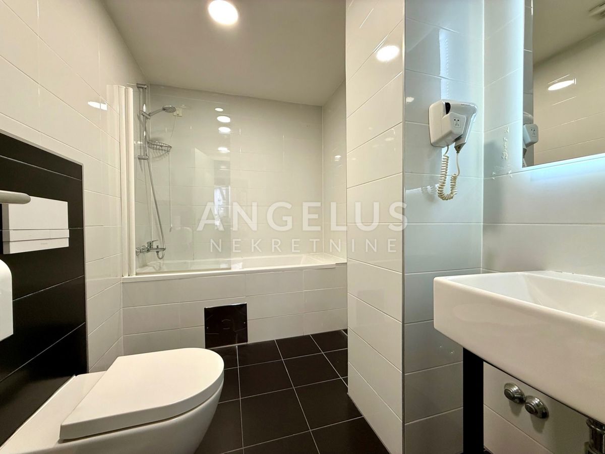 Zagreb, Spodnji grad - stanovanje 140m2 (6 sob za najem) naprodaj