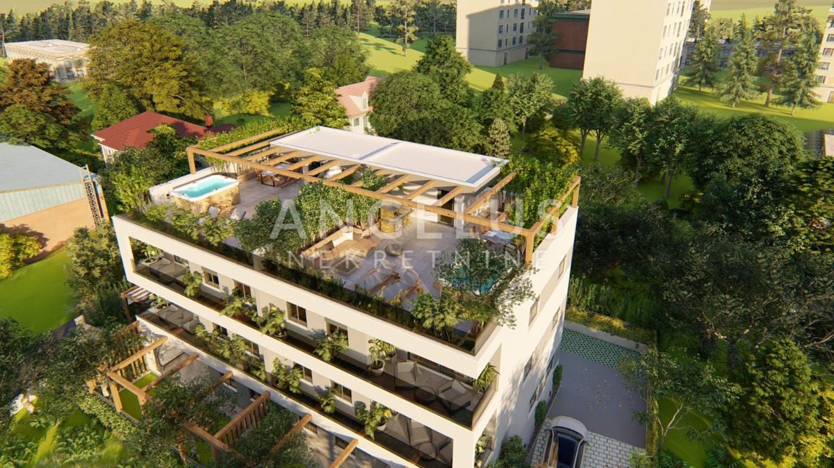 Hrvaška, Kaštel Kambelovac - penthouse, strešna terasa, 2 parkirišče PRODAMO