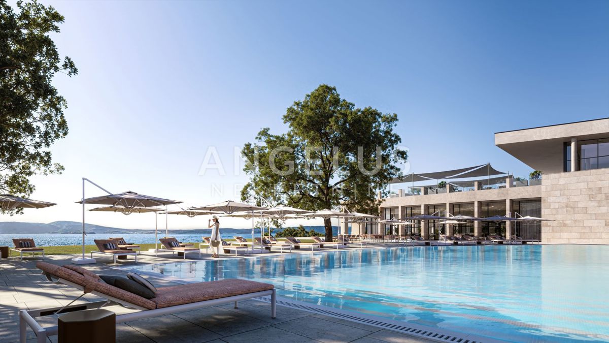 Novi Vinodolski, Mövenpick - stanovanje prva vrsta ob morju s pogledom na park