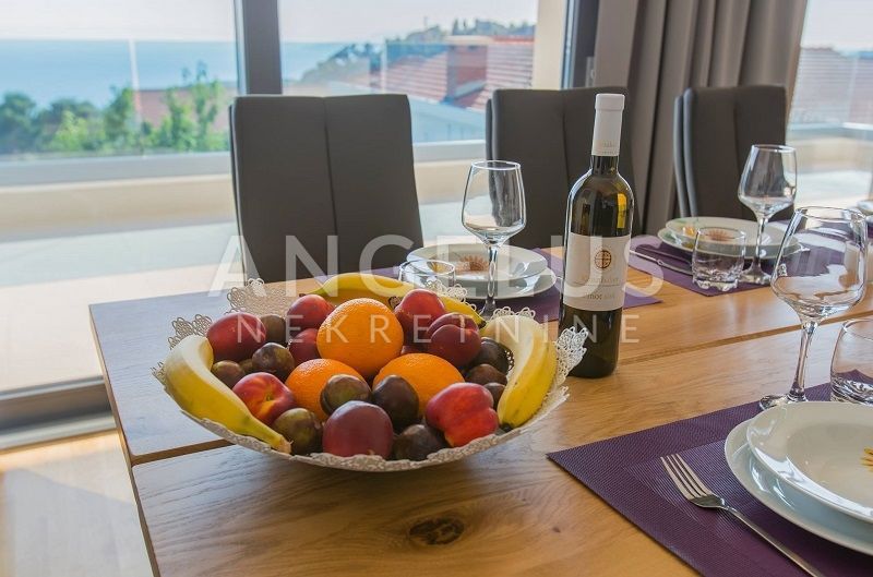 Hiša Veliko Brdo, Makarska, 1.400m2