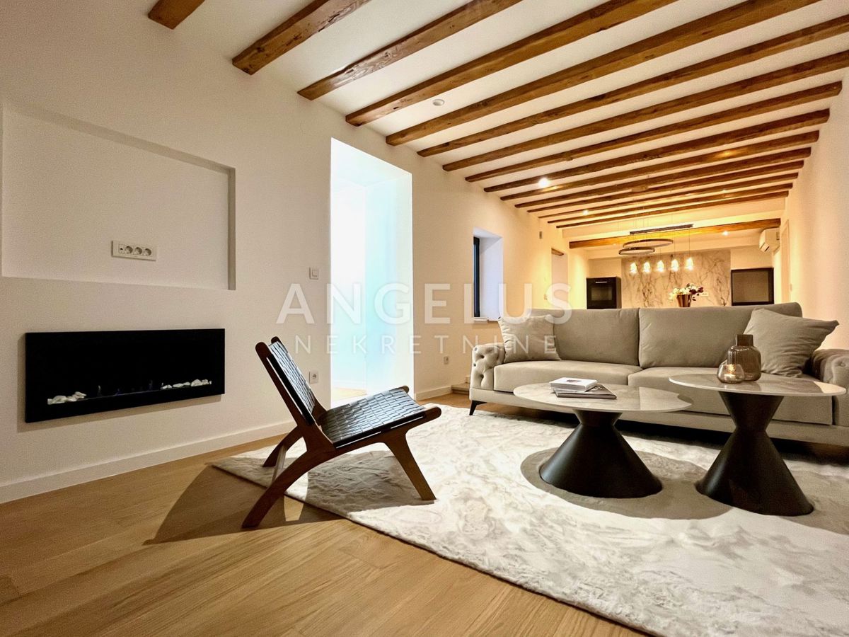 Stanovanje Grad, Šibenik, 150m2