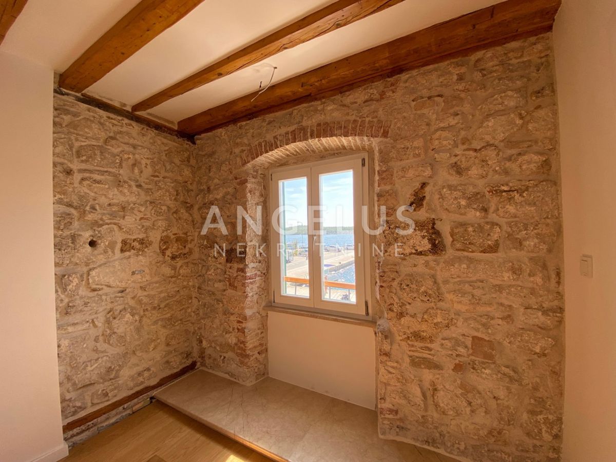 Stanovanje Grad, Šibenik, 150m2
