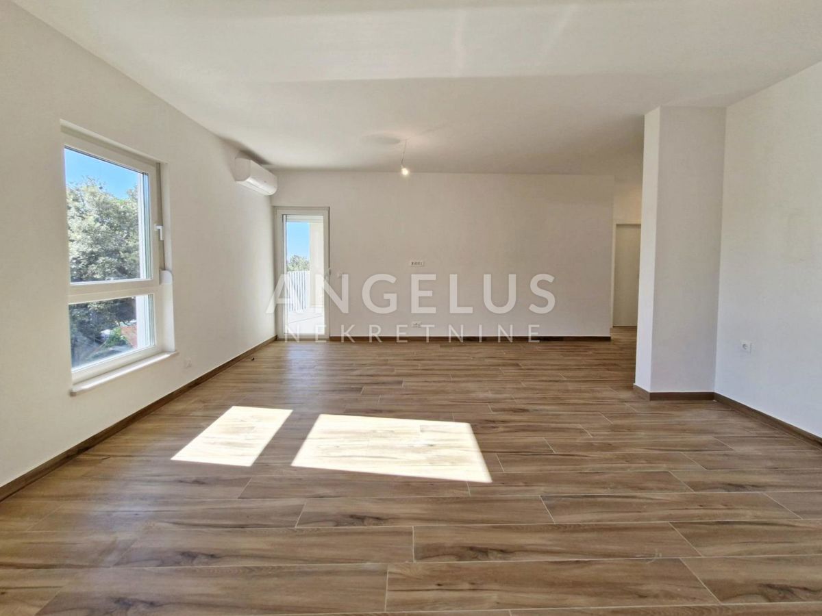 Hrvaška, Dubrovnik, Cavtat – Enosobno stanovanje s teraso in parkirnim mestom, 62 m2