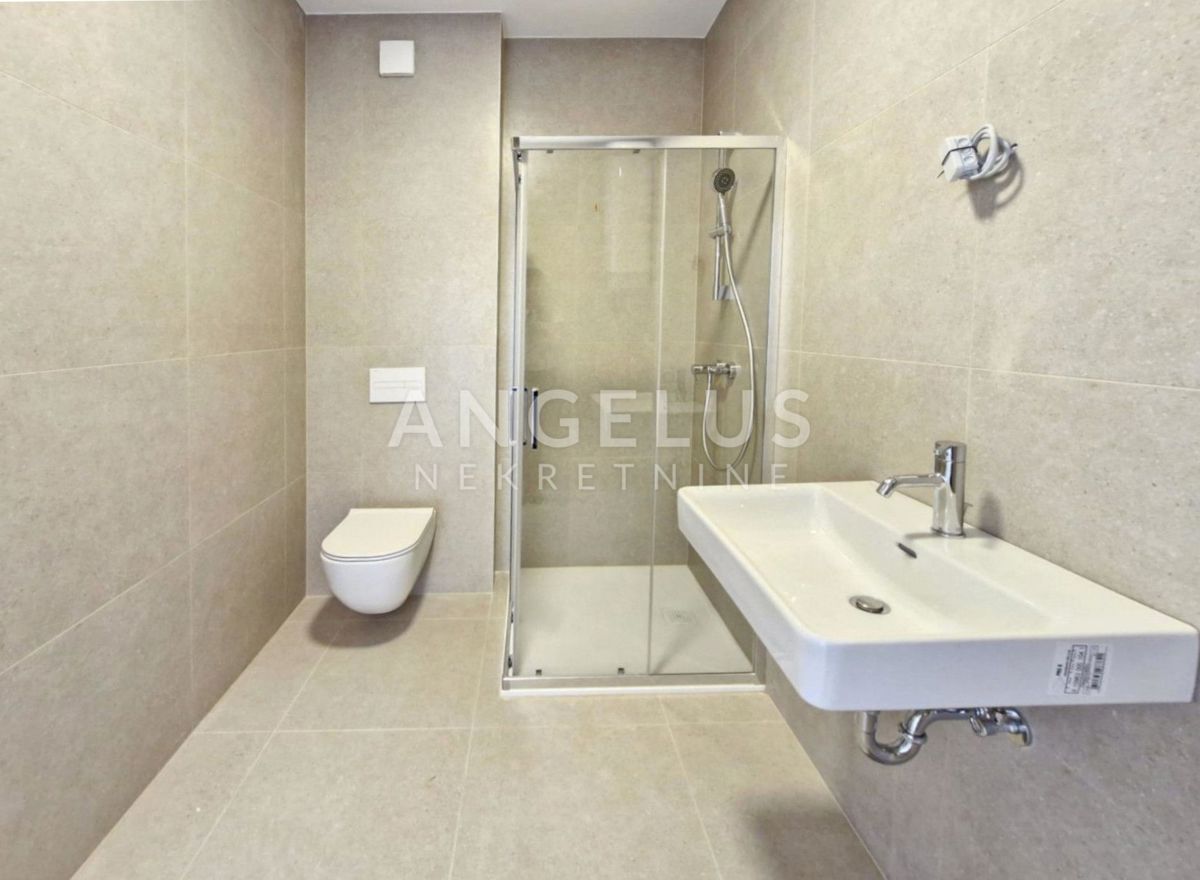 Hrvaška, Dubrovnik, Cavtat – Enosobno stanovanje s teraso in parkirnim mestom, 62 m2