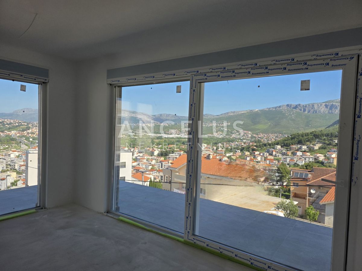 Strožanac, Podstrana - novogradnja, 2 stanovanje, parkirišče PRODAMO