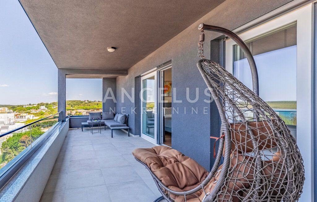 Istra, Medulin - vila s pogledom na morje, 240m2