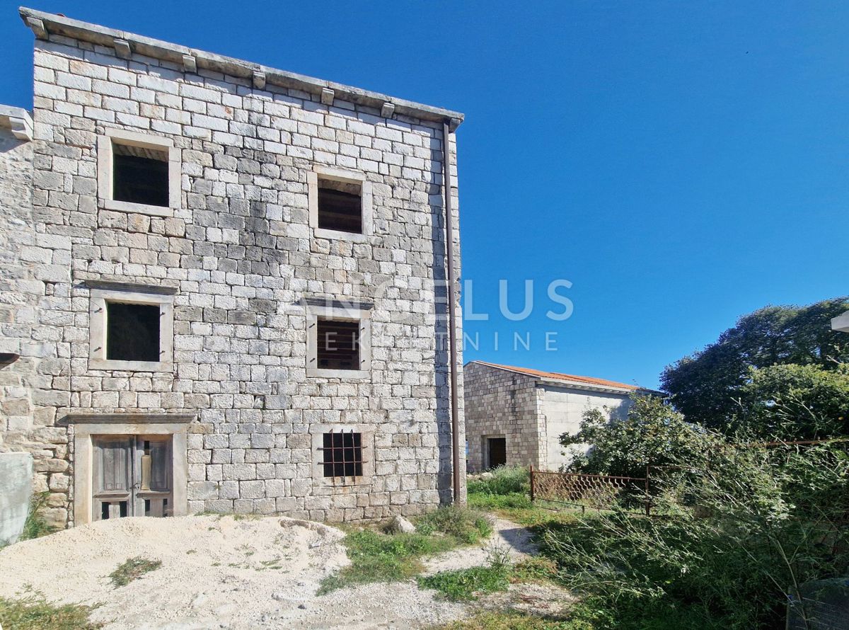 Hrvaška, Pelješac, Sreser, dve hiši za prenovo na odlični lokaciji - pogled na morje, NAPRODAJ