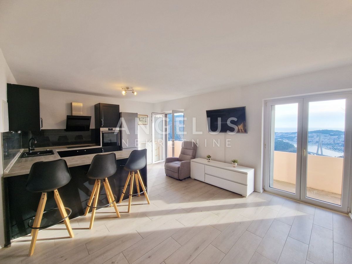 Dubrovnik, Pobrežje - stanovanje s parkiriščem in možnostjo razširitve - PRODAJA