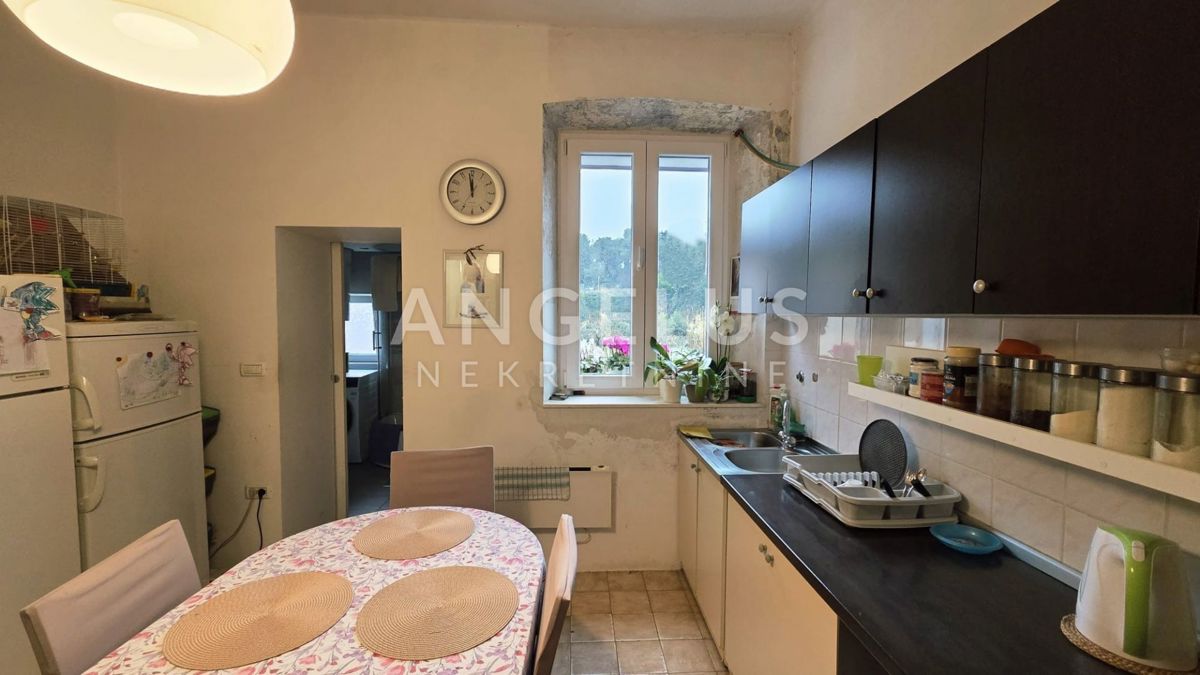 Stanovanje Monte Zaro, Pula, 93m2