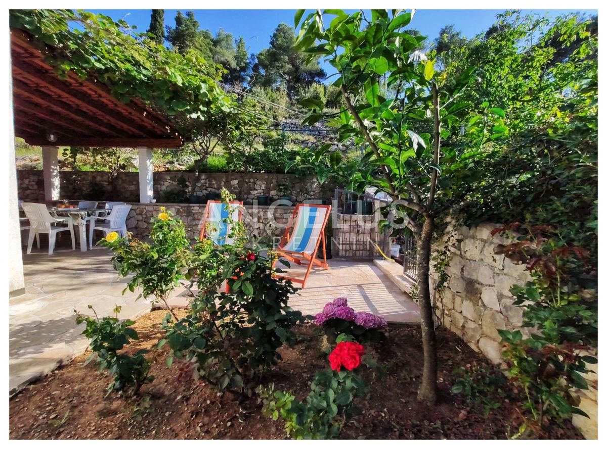 Hrvaška, Brač, Bobovišća - edinstvena lokacija, hiša 1. red do morja