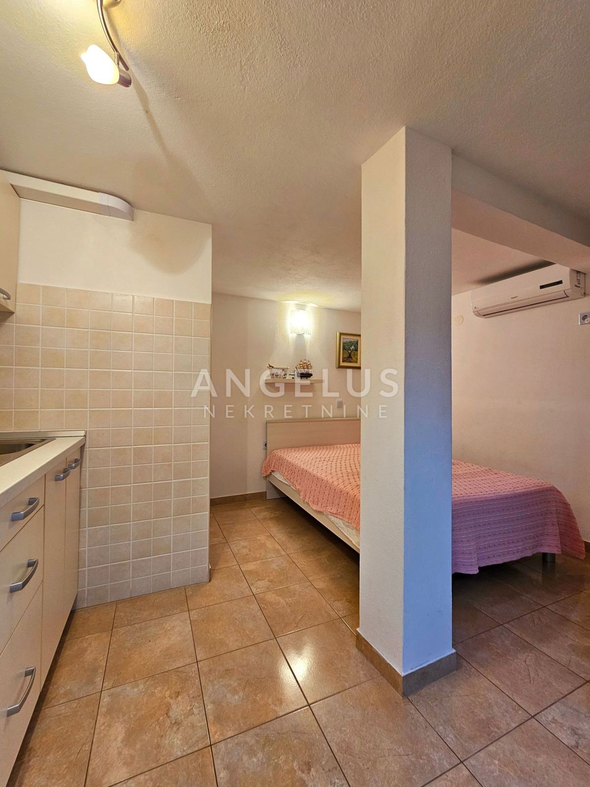Vis, Rukavac - apartmajska hiša blizu morja
