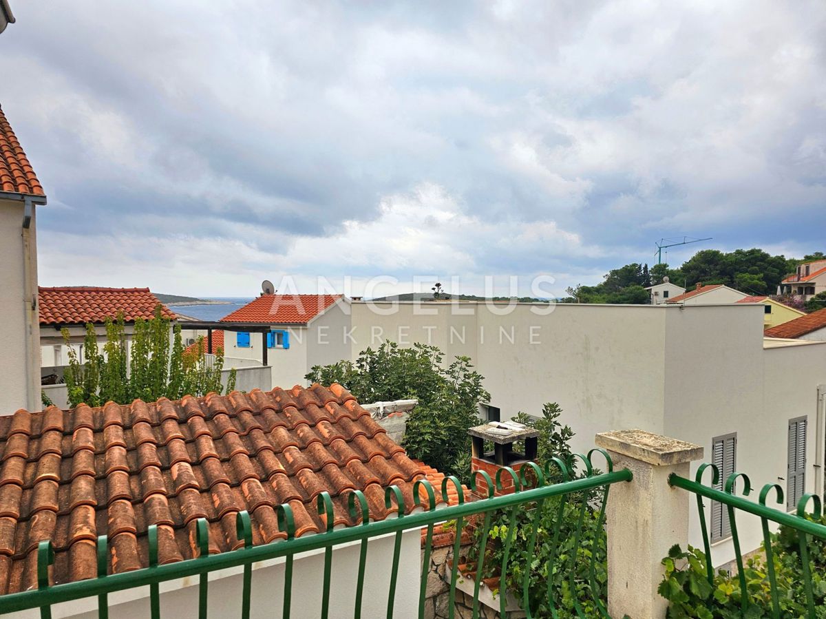 Vis, Rukavac - apartmajska hiša blizu morja