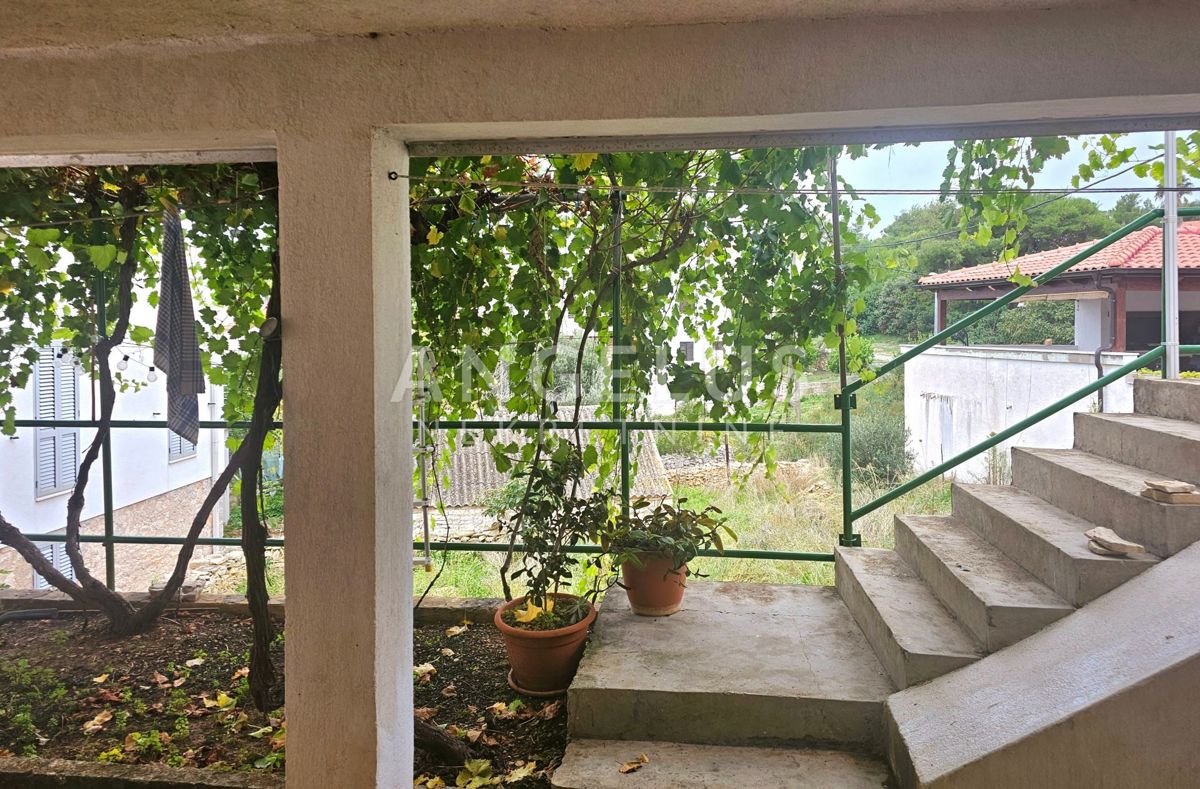 Vis, Rukavac - apartmajska hiša blizu morja
