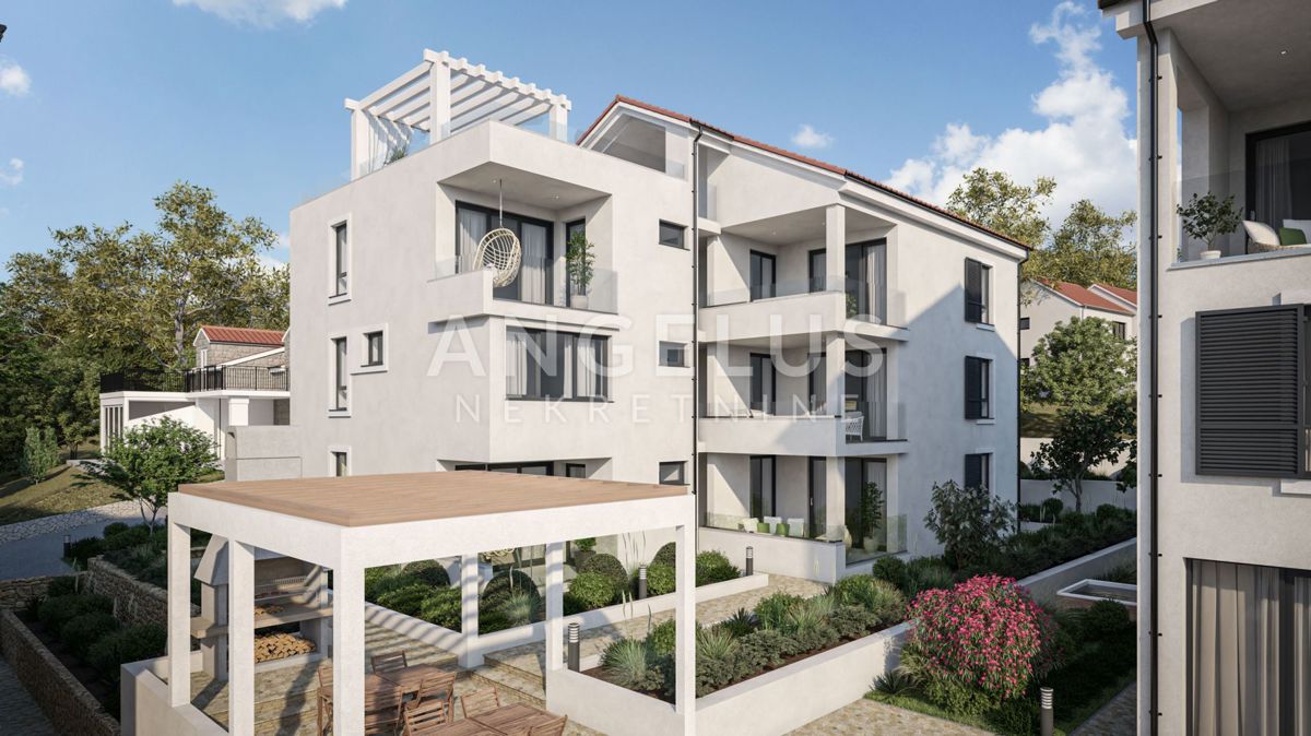 Brač, Milna - apartmajska hiša z dodatnim vložkom, PRODAJA