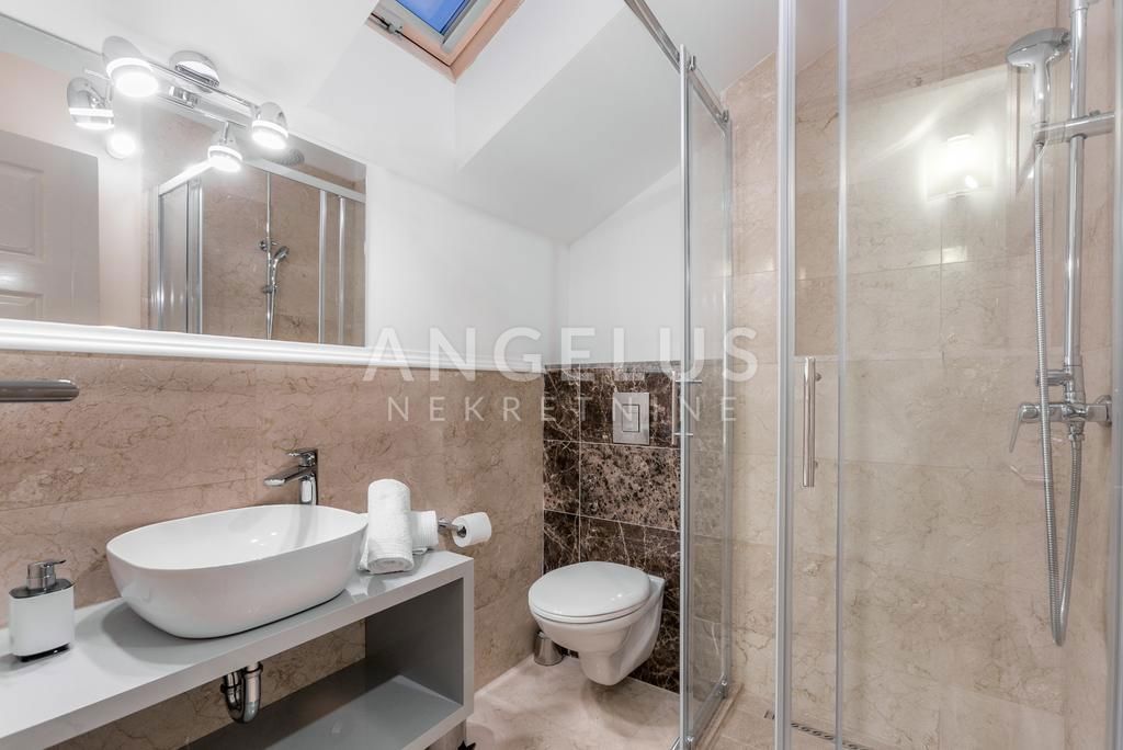 Brač, Milna - apartmajska hiša z dodatnim vložkom, PRODAJA