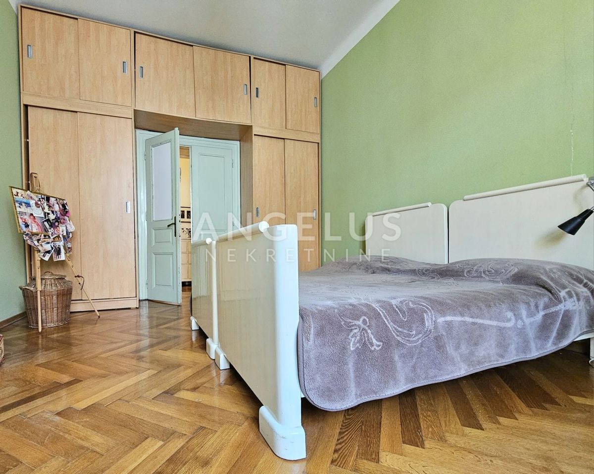Hrvaška, Split, CENTER - Čudovito štirisobno stanovanje z velikim potencialom, 151 m2