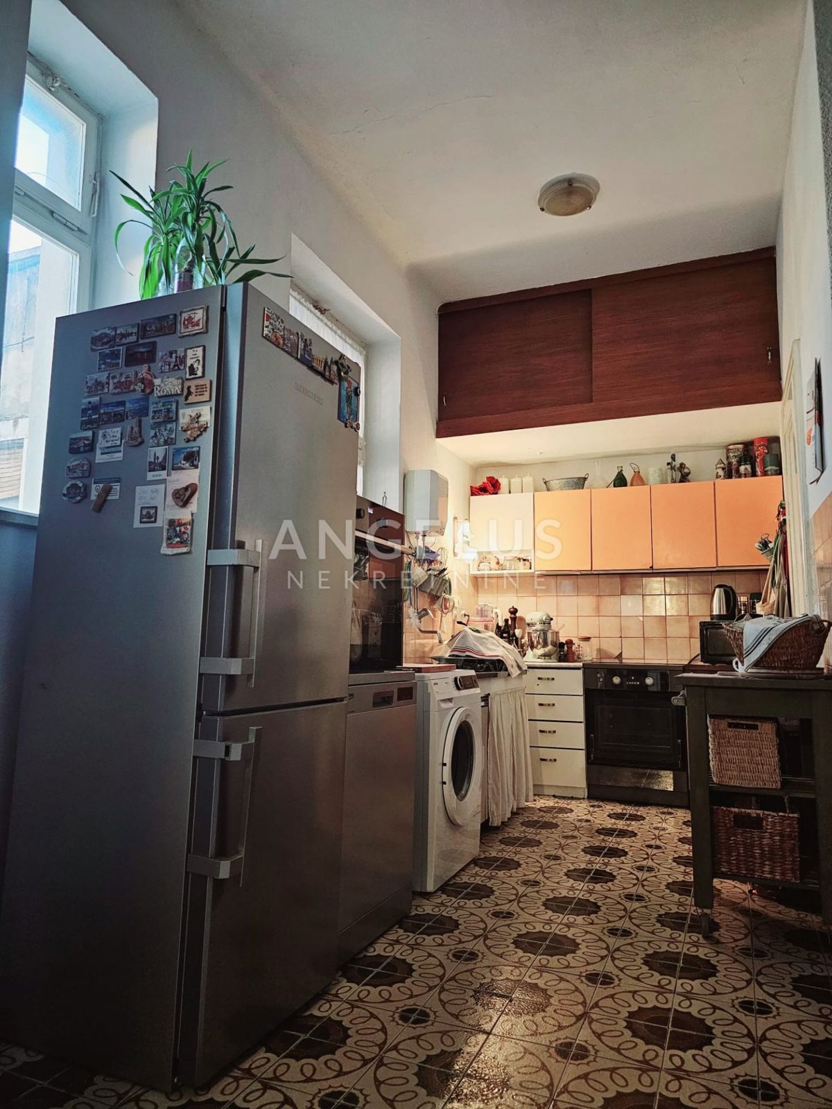 Hrvaška, Split, CENTER - Čudovito štirisobno stanovanje z velikim potencialom, 151 m2
