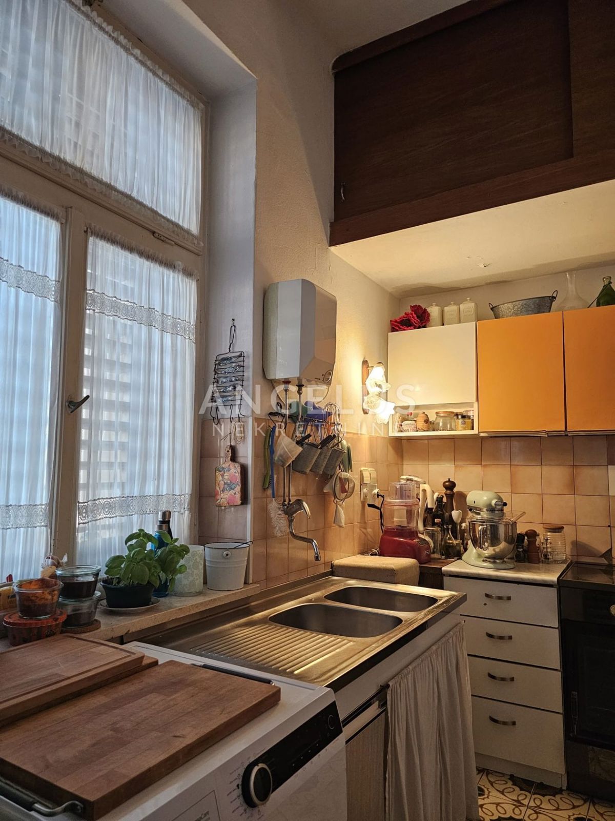 Hrvaška, Split, CENTER - Čudovito štirisobno stanovanje z velikim potencialom, 151 m2
