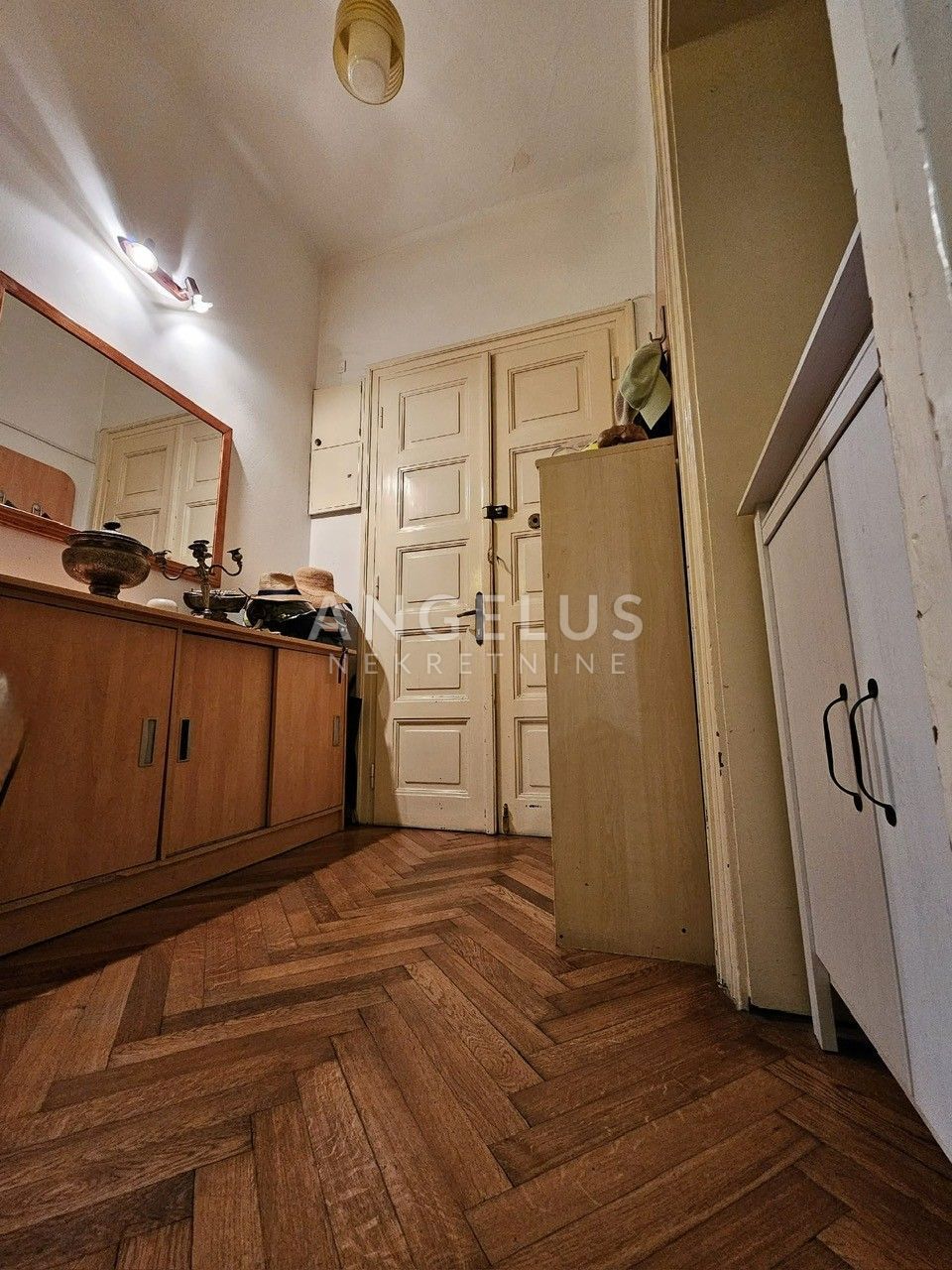Hrvaška, Split, CENTER - Čudovito štirisobno stanovanje z velikim potencialom, 151 m2