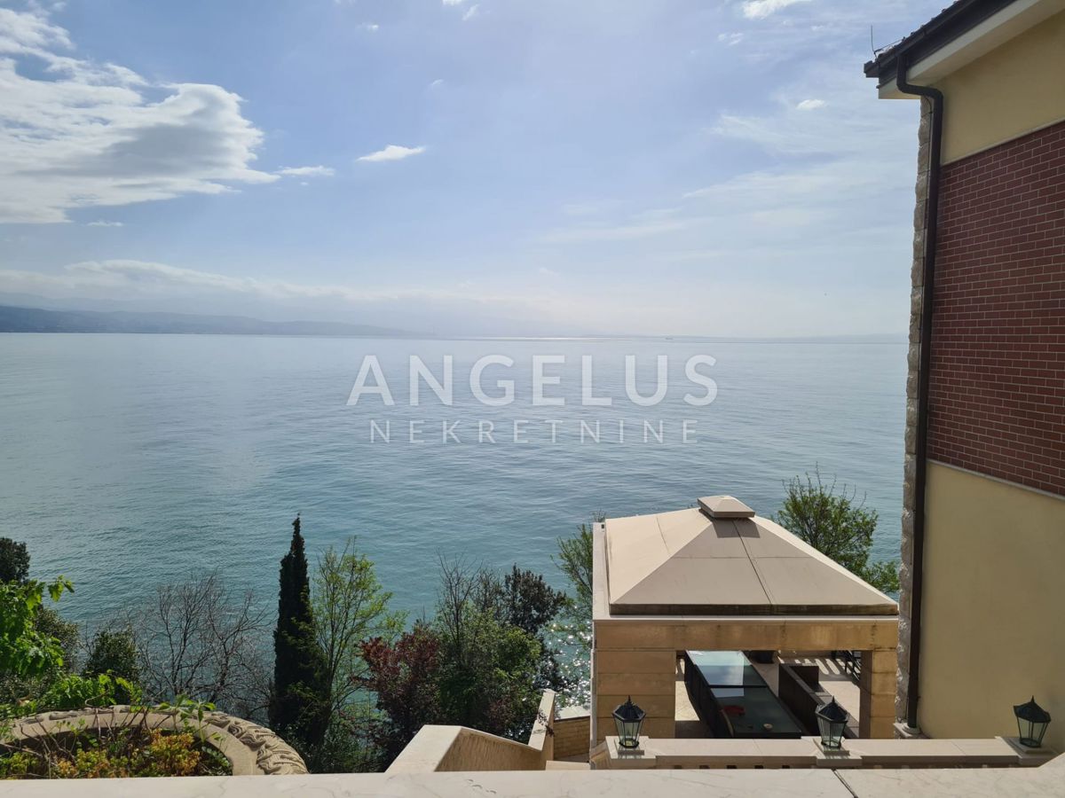Hiša Opatija - Centar, Opatija, 1.400m2