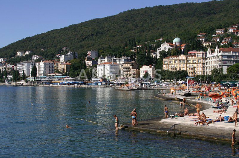 Hiša Opatija - Centar, Opatija, 1.400m2