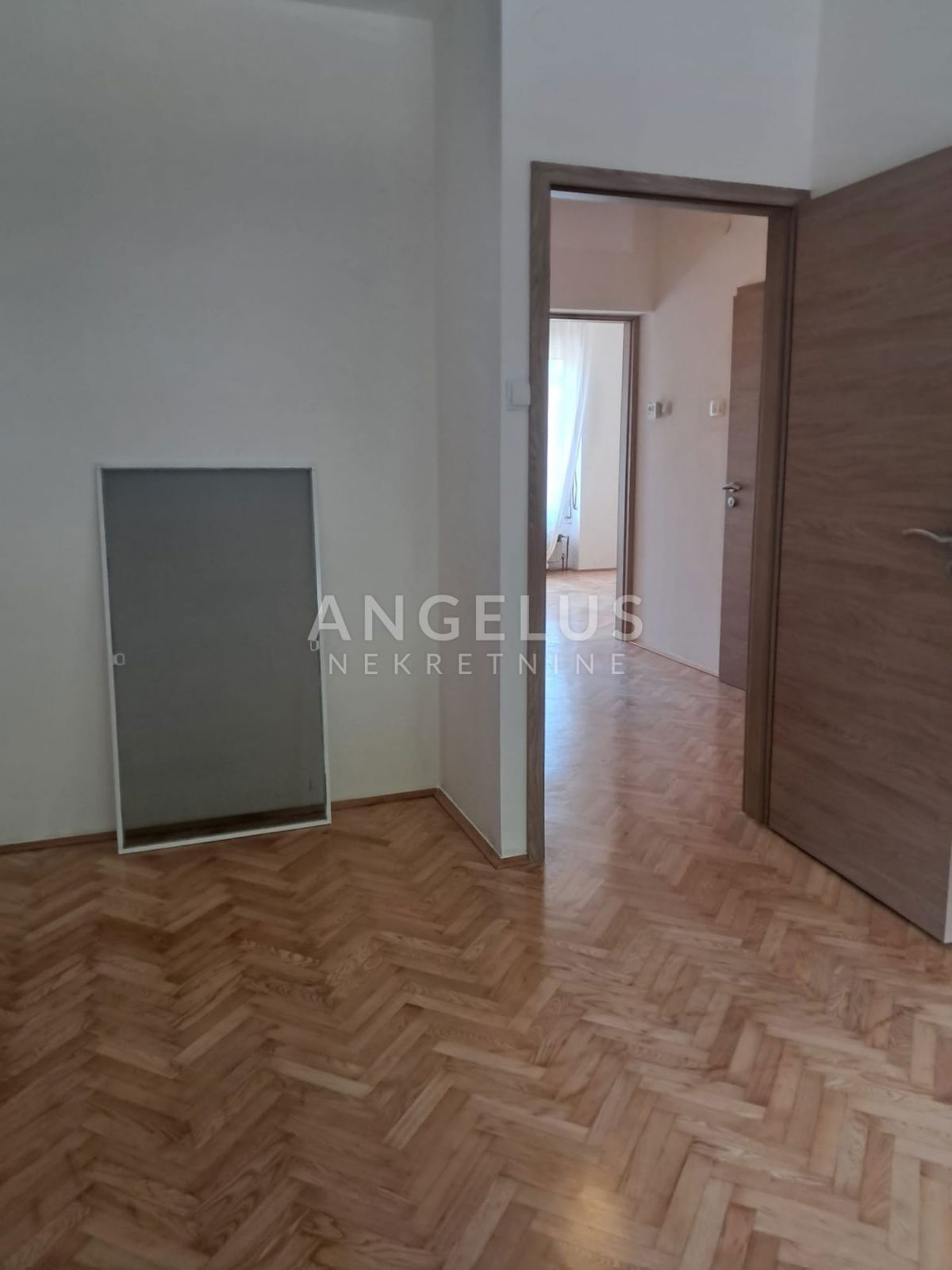 Hiša Folnegovićevo naselje, Peščenica - Žitnjak, 140m2