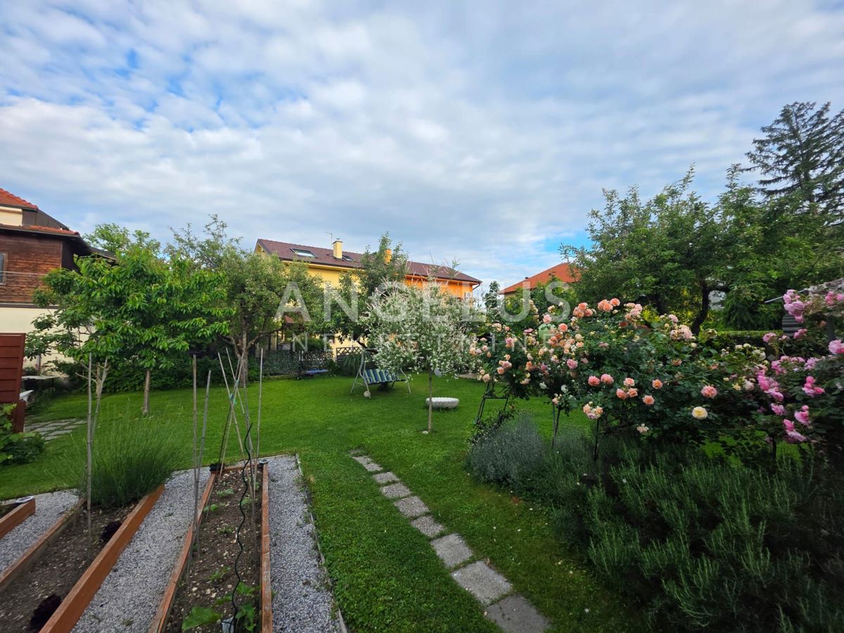 Hiša Šalata, Gornji Grad - Medveščak, 244m2