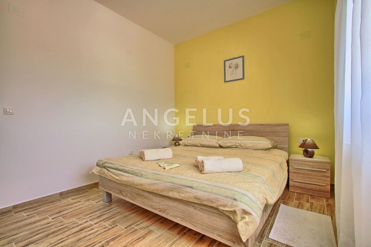 Istra, Svetvincenat - Vila z bazenom naprodaj, 294 m2