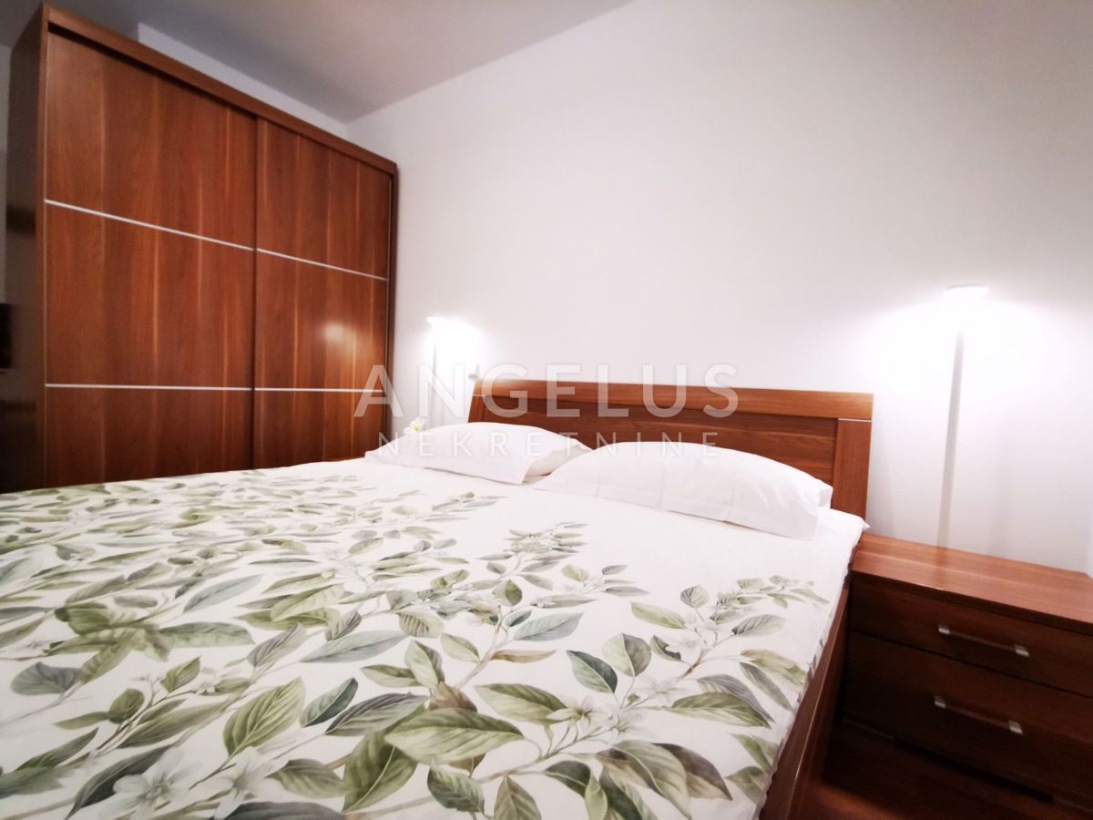 Solta, Stomorska - udobno stanovanje s pogledom na morje, PRODAJA