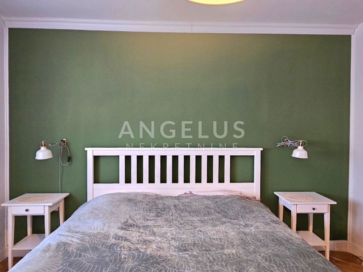 Hrvaška, Split, Bilice - udobno trisobno stanovanje, 75 m2, NAPRODAJ