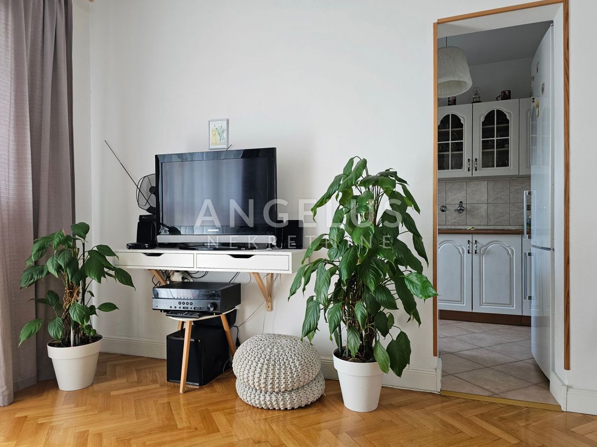 Hrvaška, Split, Bilice - udobno trisobno stanovanje, 75 m2, NAPRODAJ