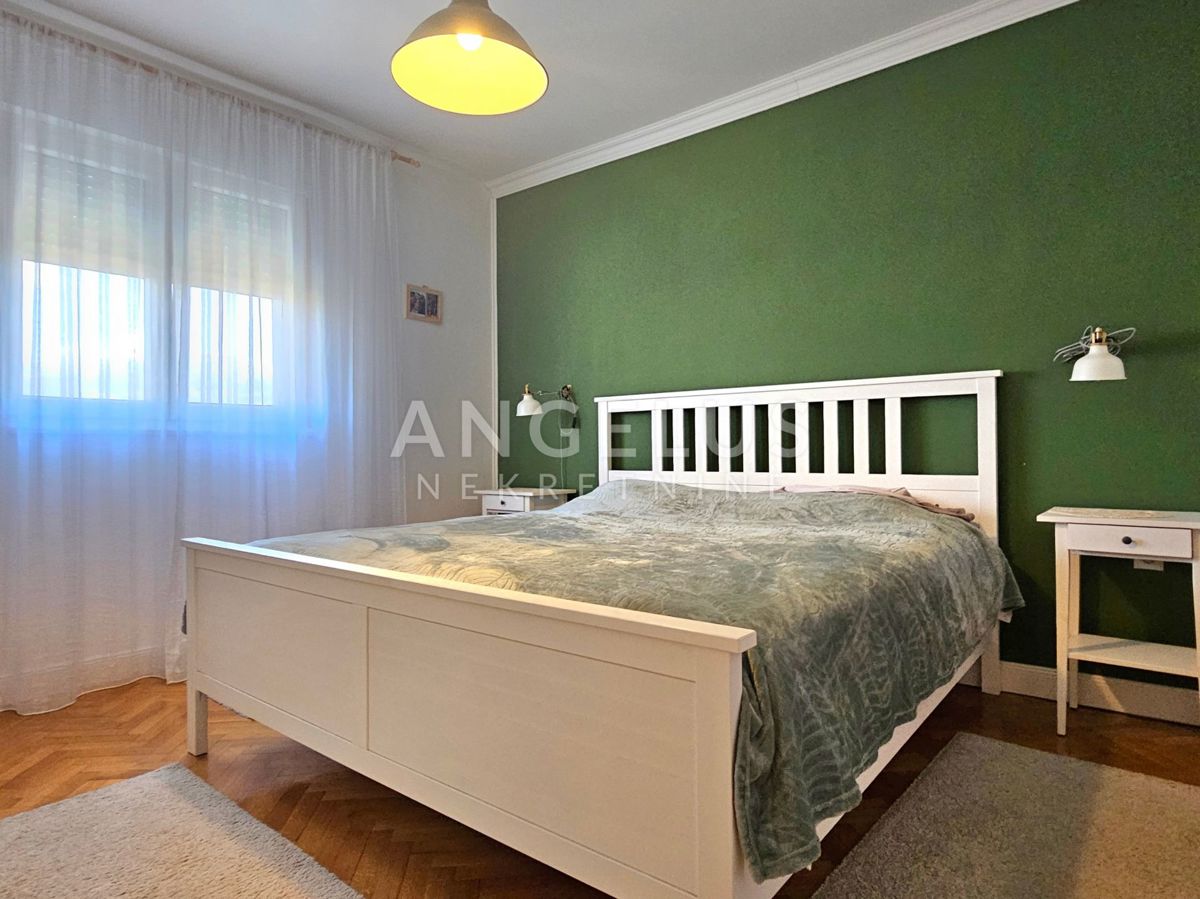 Hrvaška, Split, Bilice - udobno trisobno stanovanje, 75 m2, NAPRODAJ