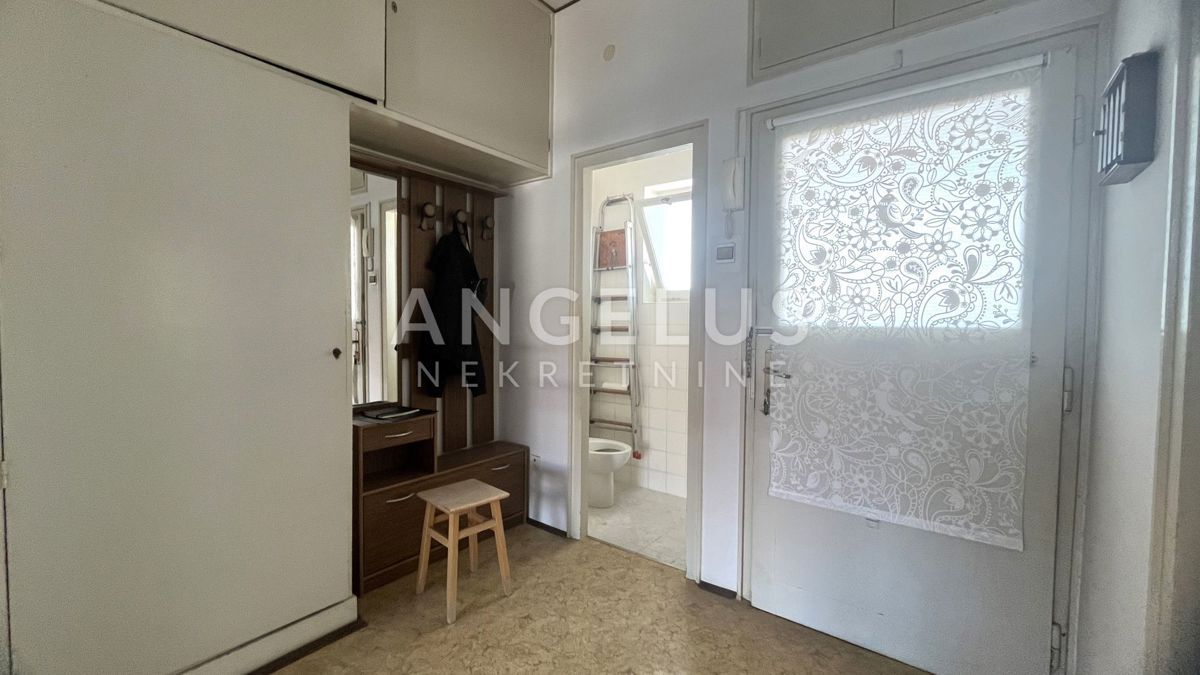 Stanovanje Centar, Pula, 69m2